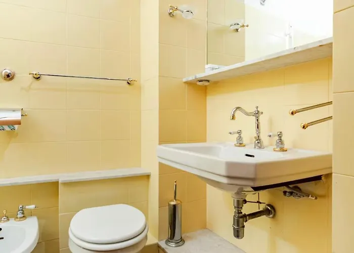 Centralissimo E Ampio Confortevole Διαμέρισμα *