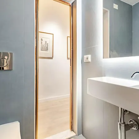 Centralissimo E Ampio Confortevole