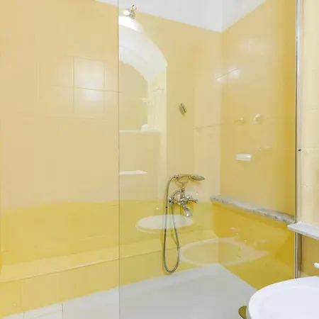 Centralissimo E Ampio Confortevole Διαμέρισμα